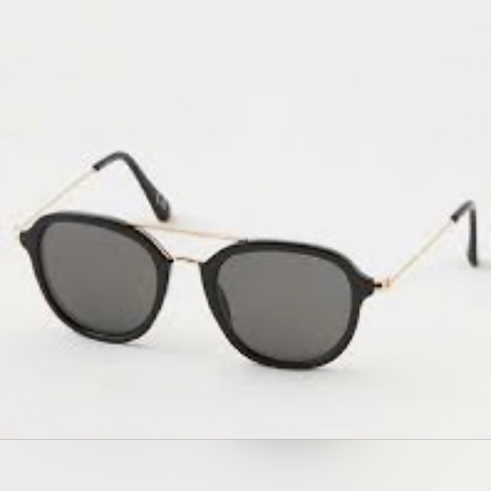 Aerie Sunnies Black Sunglasses with Gold Accents NWT